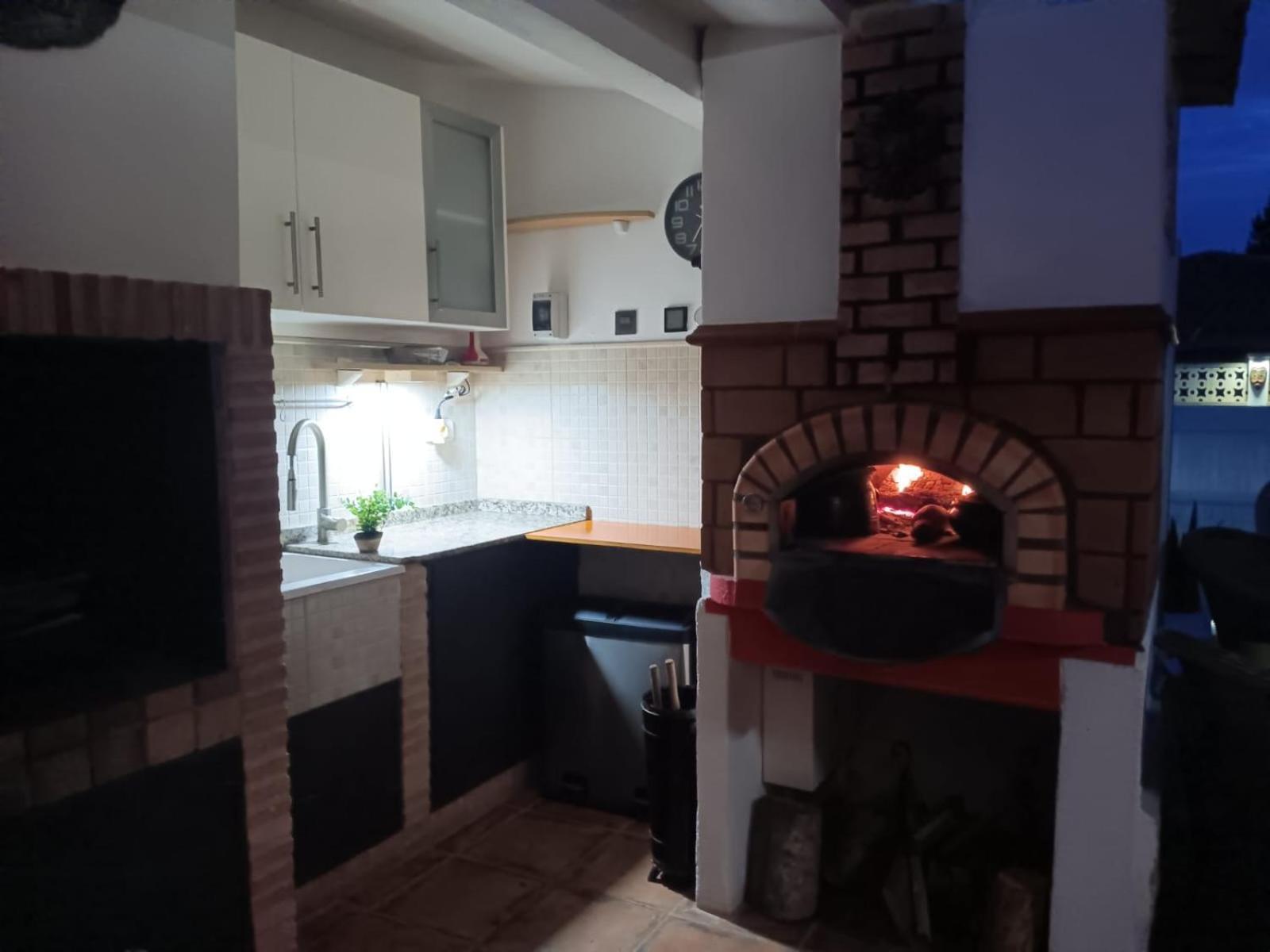 La Casa De Huespedes Apartment Пуебла де Вайбона Екстериор снимка