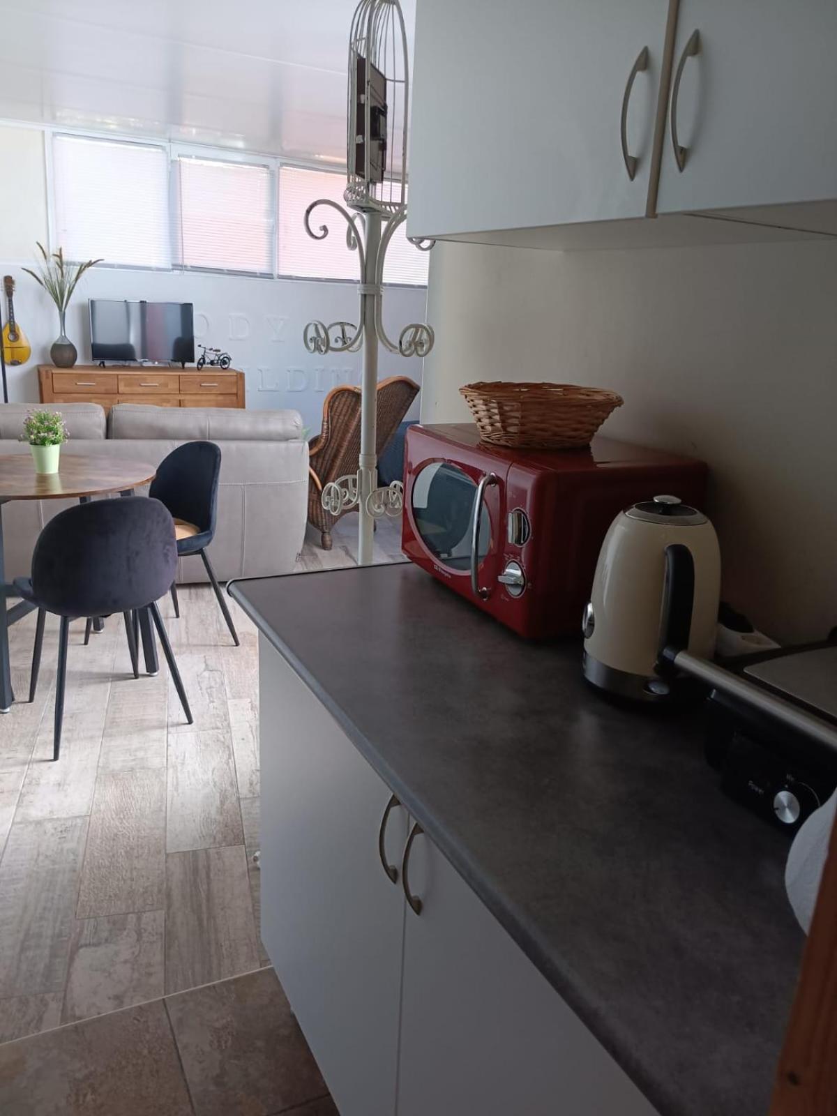 La Casa De Huespedes Apartment Пуебла де Вайбона Екстериор снимка